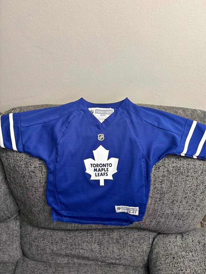 Maple leafs jersey toddler
