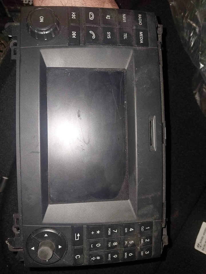 2011+ mercedes Sprinter radio