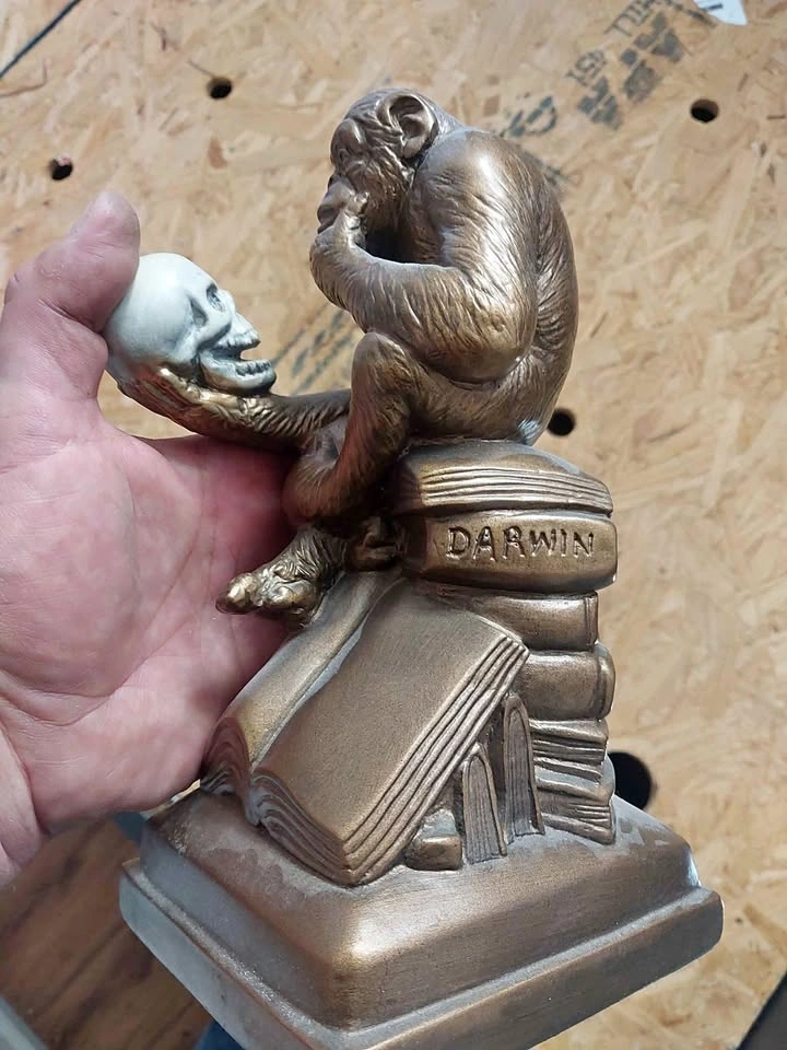 Statue