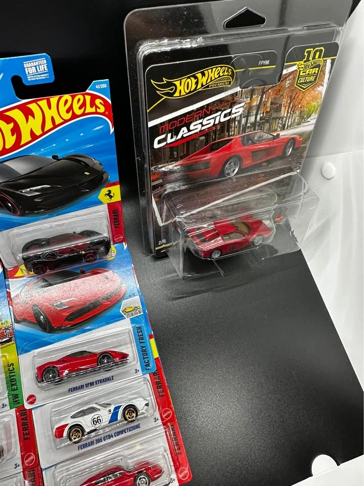 Hot Wheels Ferrari lot - photo 2