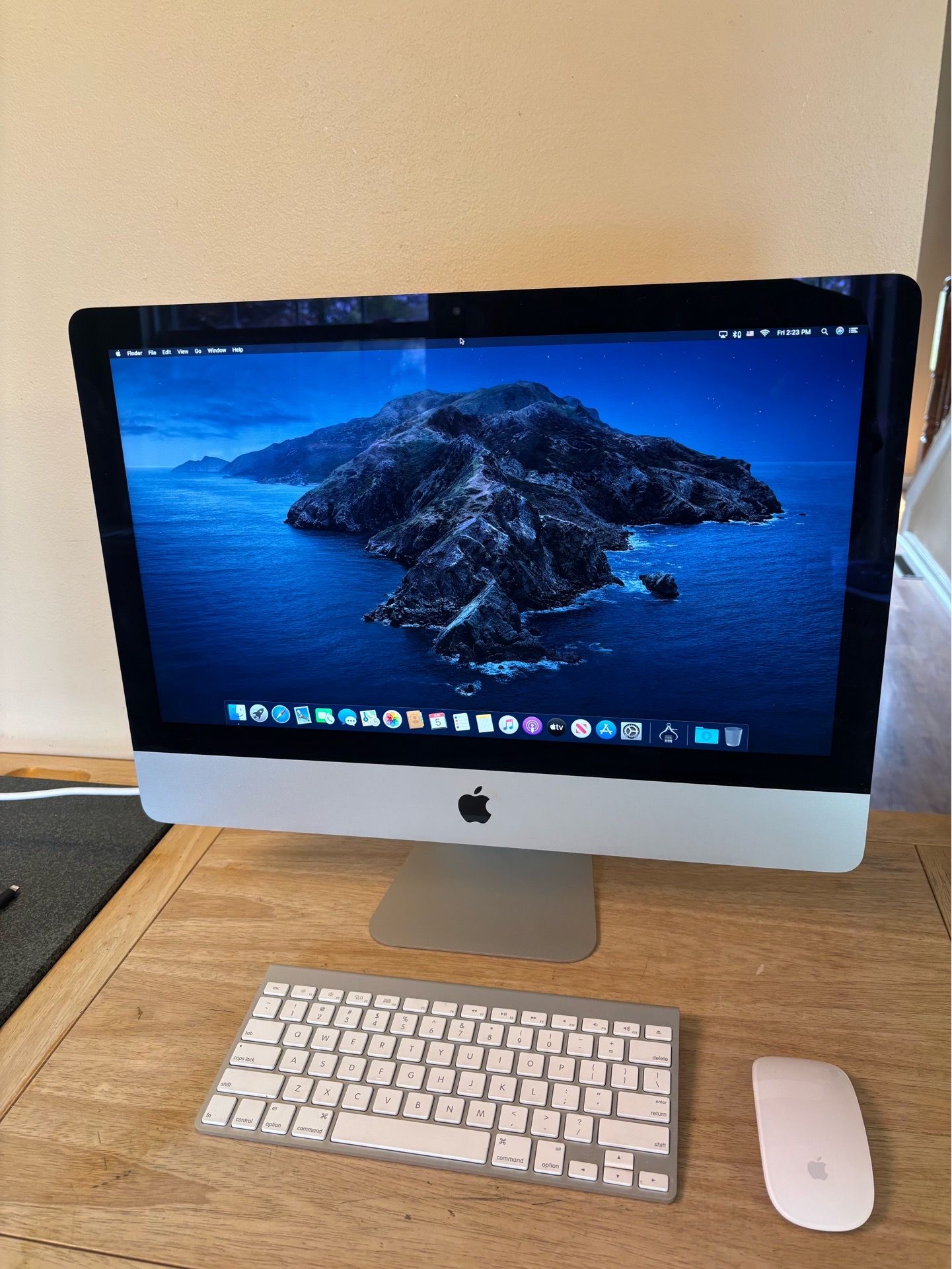 Apple 21.5in iMac 14,1 Intel i5 8gb DDR 3 1tb Hard Drive