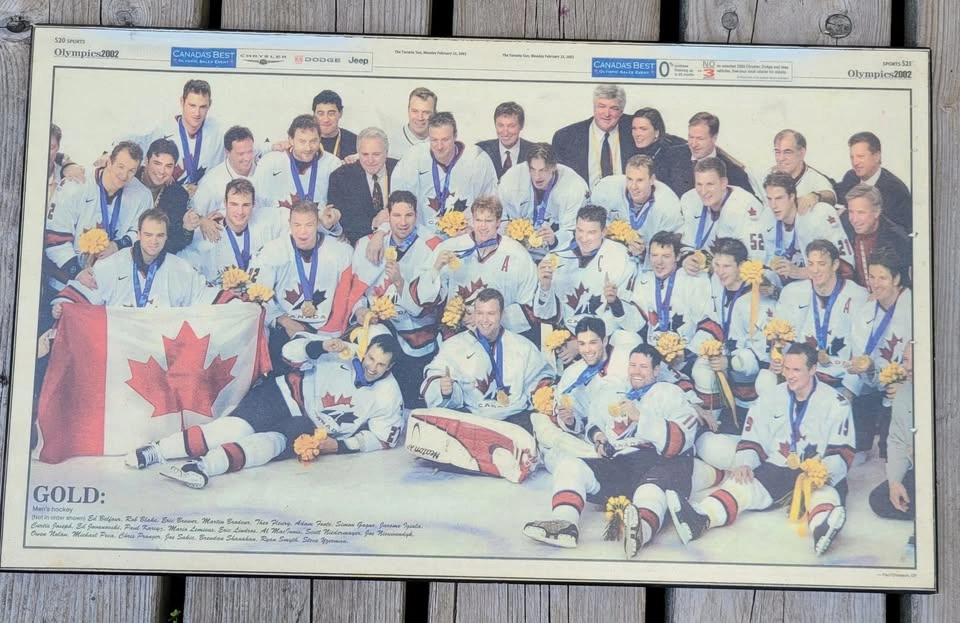 Assorted Hockey Collection Framed Prints / Wall Plaques - photo 4