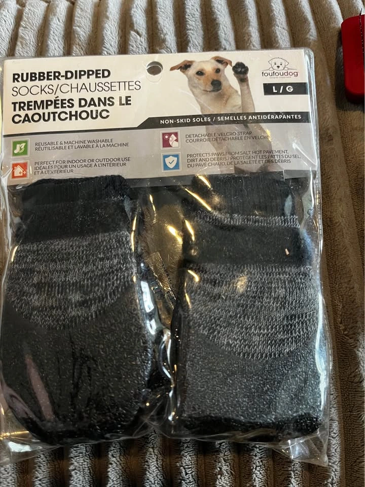 Dog Grooming & Adventure Bundle - CHI Brush, NEW FouFou Booties - photo 4