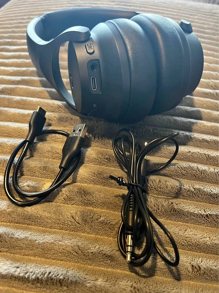 Anker Soundcore Q20i NOISE CANCELLING Headphones - Black (With B