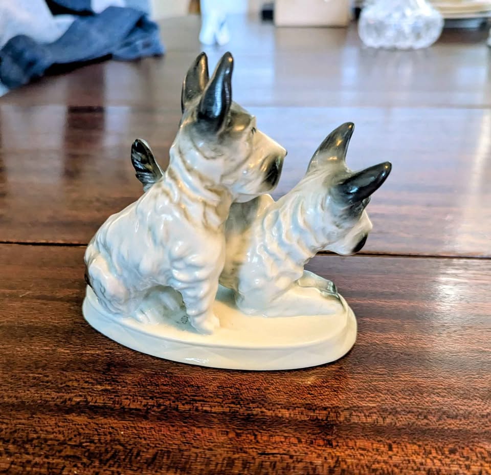 1930s Carl Scheidig Terrier Figurine - photo 4