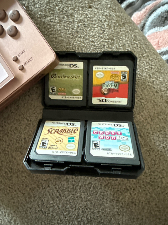 Nintendo DS - photo 2