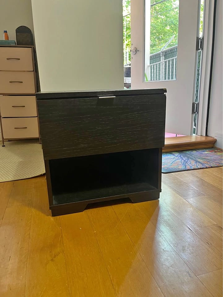 Room and Board night stand, with drawer and bottom storage