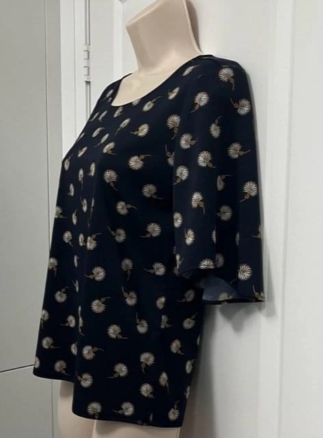 Beautiful Ann Taylor Navy Blouse ~ Size Small Petite ⚽️ - photo 2