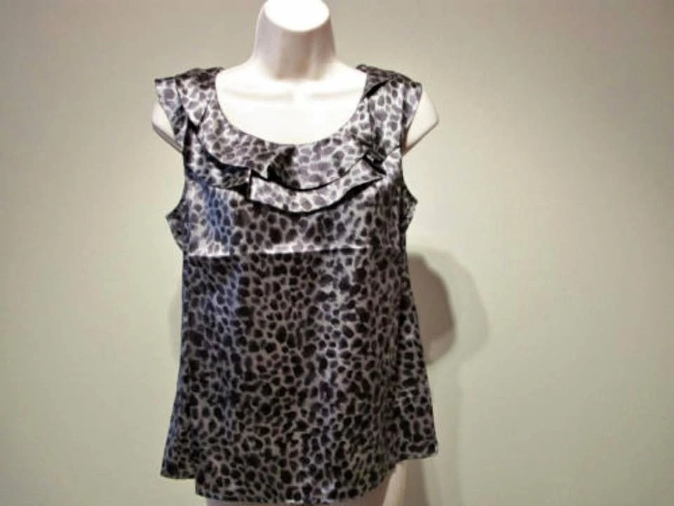 Ann Taylor Silk Blouse ~ Medium Petite NEW ⚽️