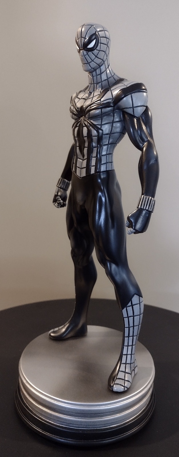 Very rare Spider-Man Venomized Ben Reilly Statue Madness Studio