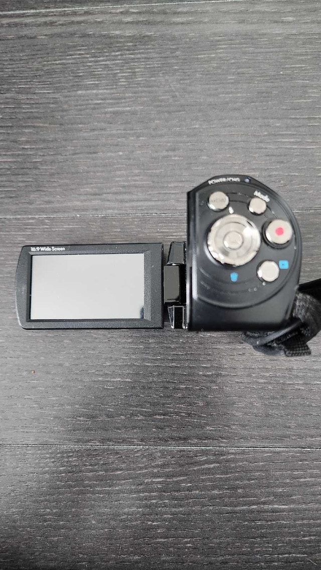 HP V5061u Digital Camcorder – Excellent Condition - photo 3