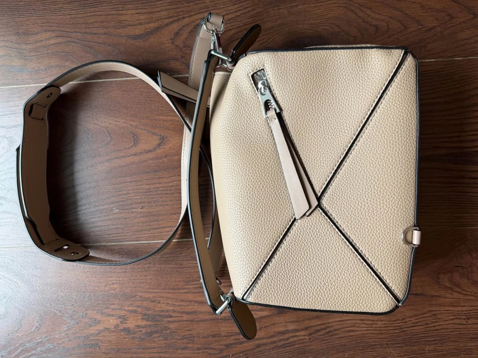 Beige Inspired Crossbody/Top Handle Bag – New - photo 3