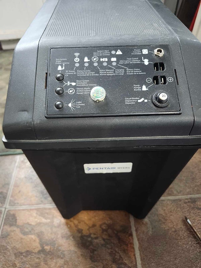 Pentair Myers Battery Backup Sump Pump System - photo 3