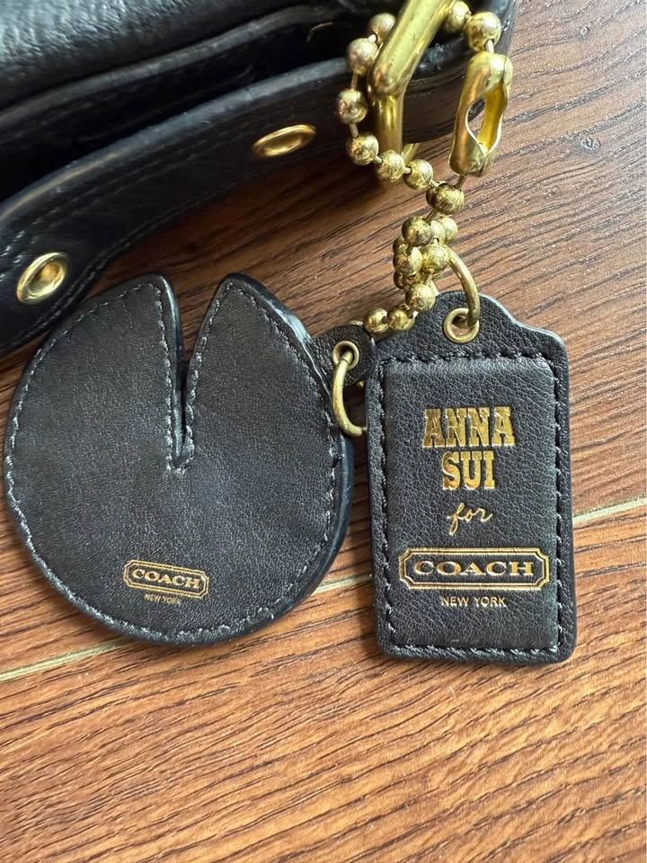 Limited Edition Coach x Anna Sui Dragonfly Leather Duffle Bag - photo 3