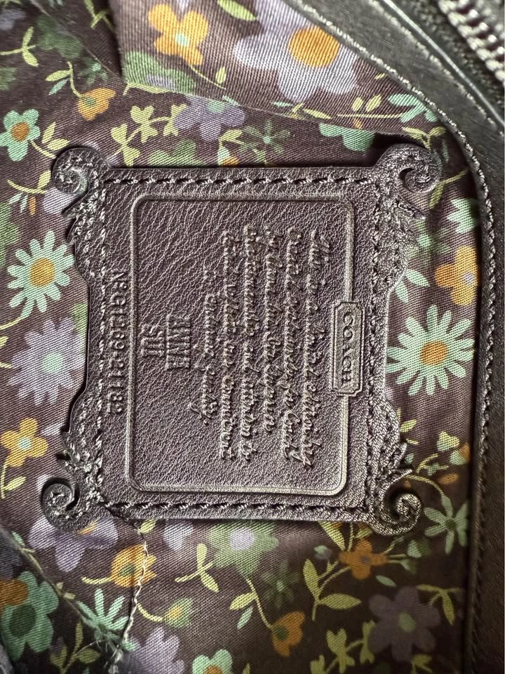 Limited Edition Coach x Anna Sui Dragonfly Leather Duffle Bag - photo 5