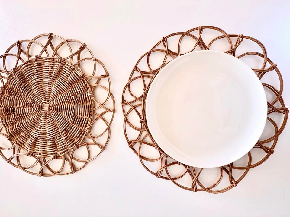 Set of 5 Woven Wicker Placemats - photo 2