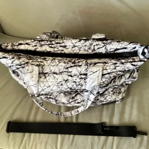 Kyodan Quilted Tote Bag