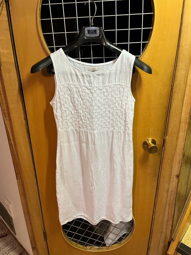 100% Italian linen dress, white, small