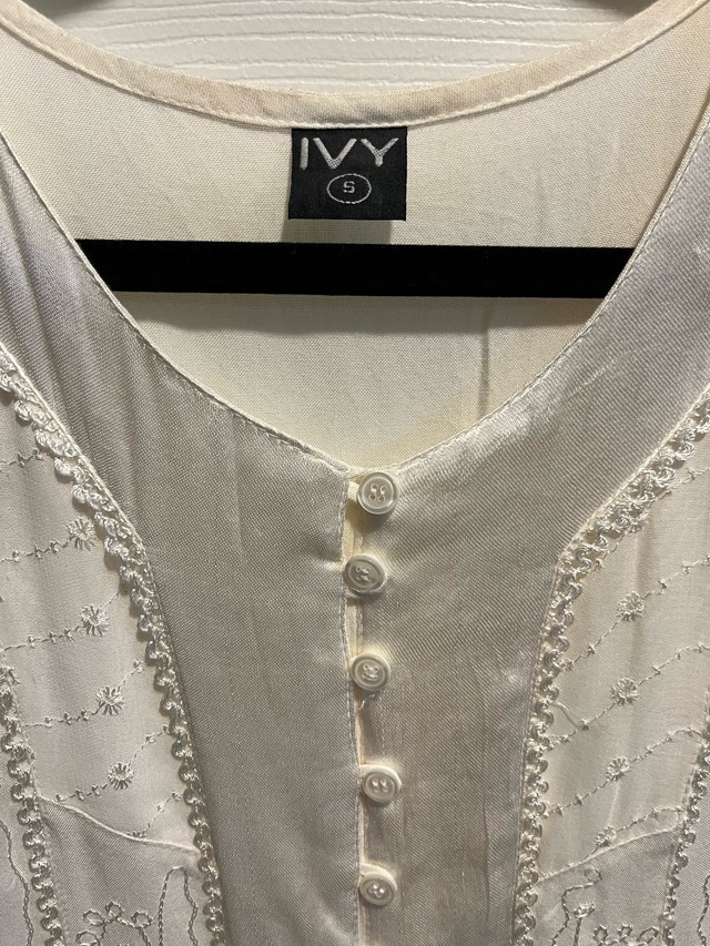 Ivy Sleeveless Embroidered Dress. White. Unworn - photo 4