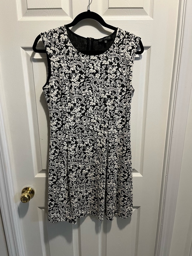 Dynamite Dress. Medium