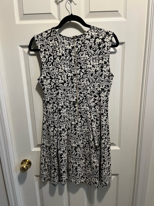 Dynamite Dress. Medium - photo 2