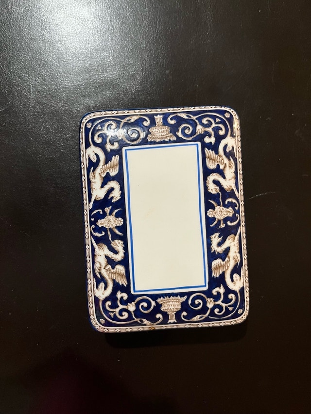 Wedgwood Florentine Trinket Box