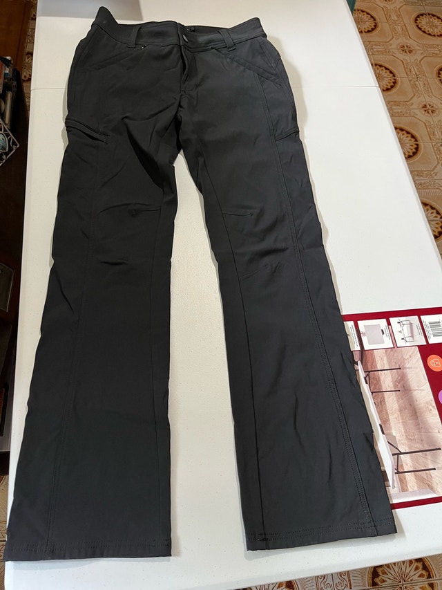 Women’s Prana Hiking Pants, Size 8 - photo 3