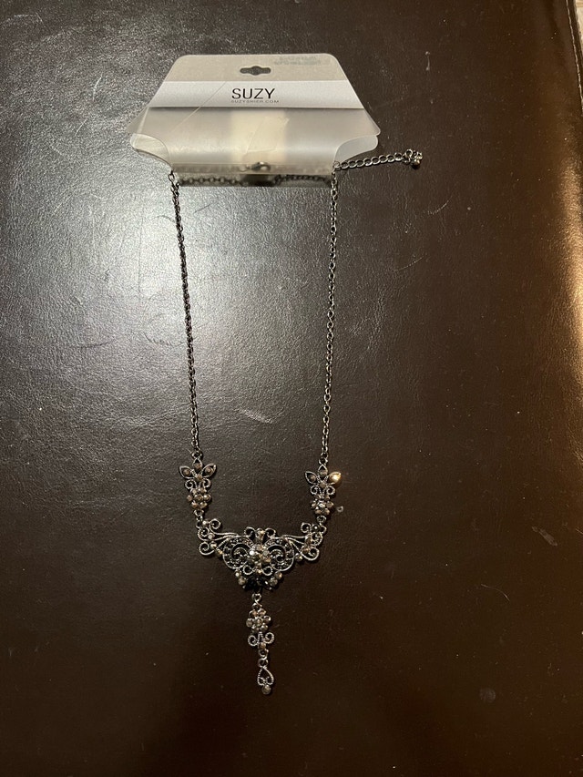 Suzy Shier Necklace, 21 inches long max. (Adjustable)