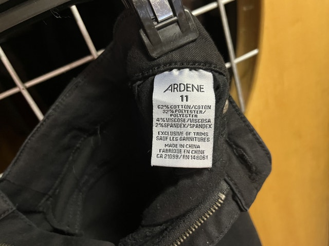 Ardene Black Capri Jeans, Lace-up Detail, Size 11 - photo 4