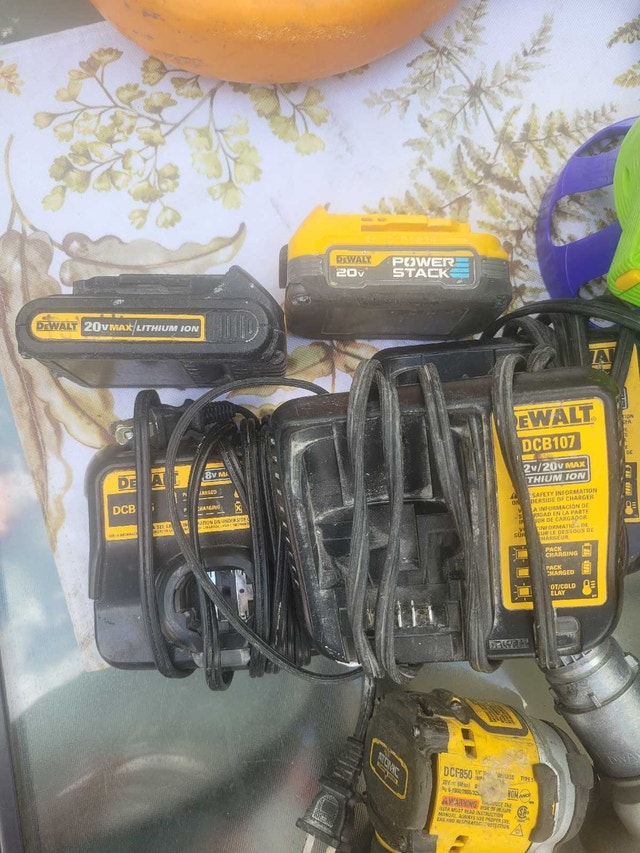 Dewalt Battery and Chargers