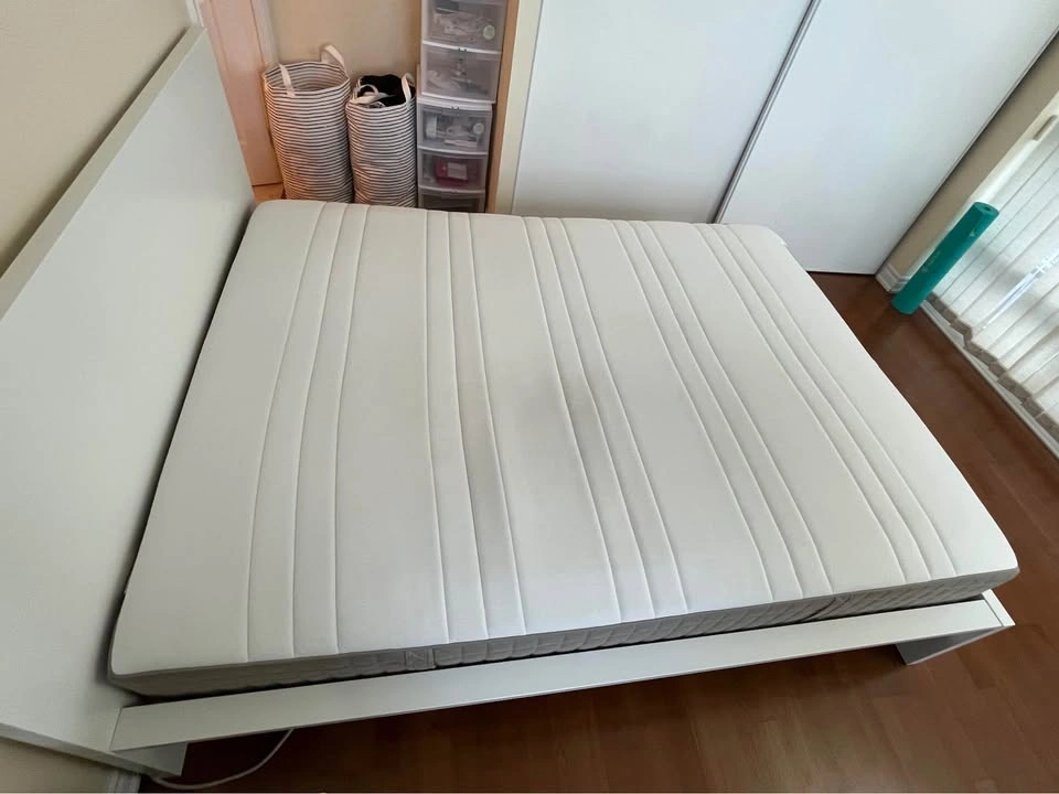 IKEA HAUGESUND Queen Mattress - photo 4