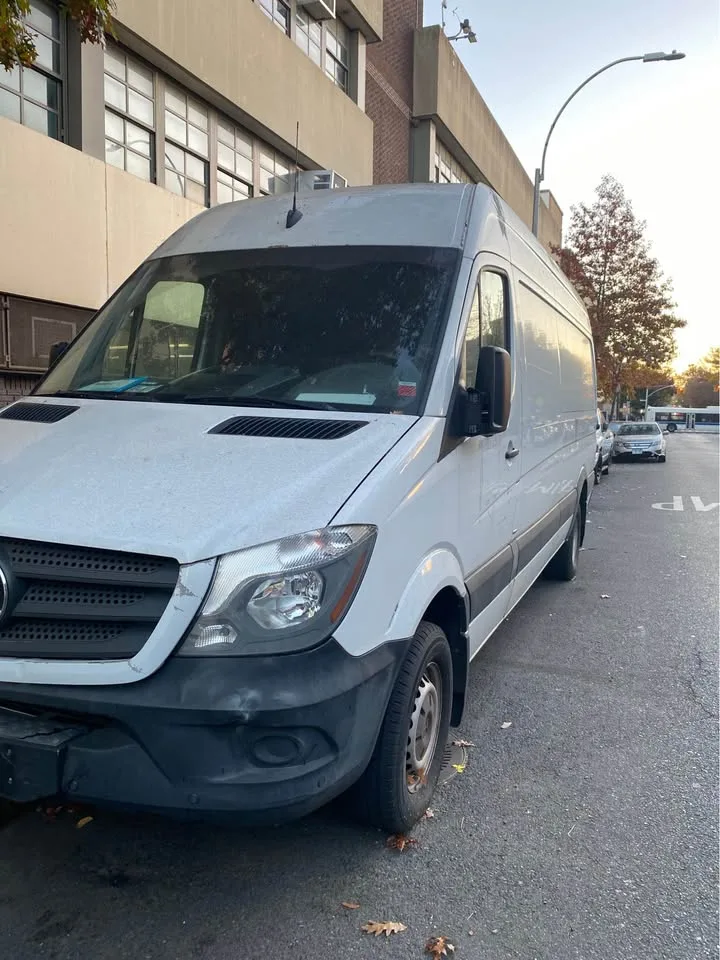 2016 Mercedes-Benz Sprinter 3500 Cargo Van image indicator(2)