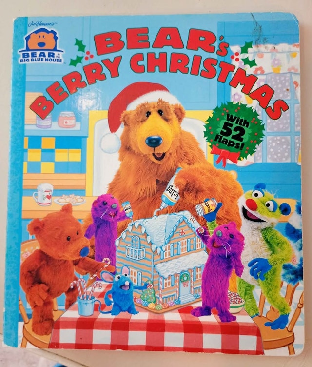 Story Book: Bear's Bery Christmas