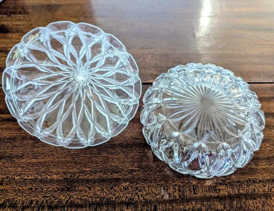 Vintage Hershey's Kiss Crystal Candy Dish image indicator(3)