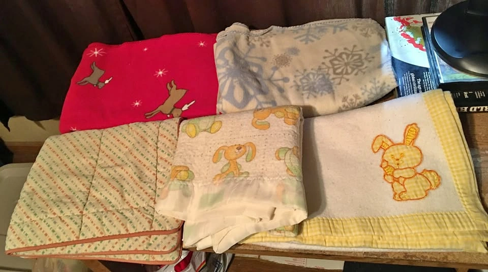 LOT OF 5 THROW BLANKETS PILLOW SHAM MARTHA STEWART CHRISTMAS