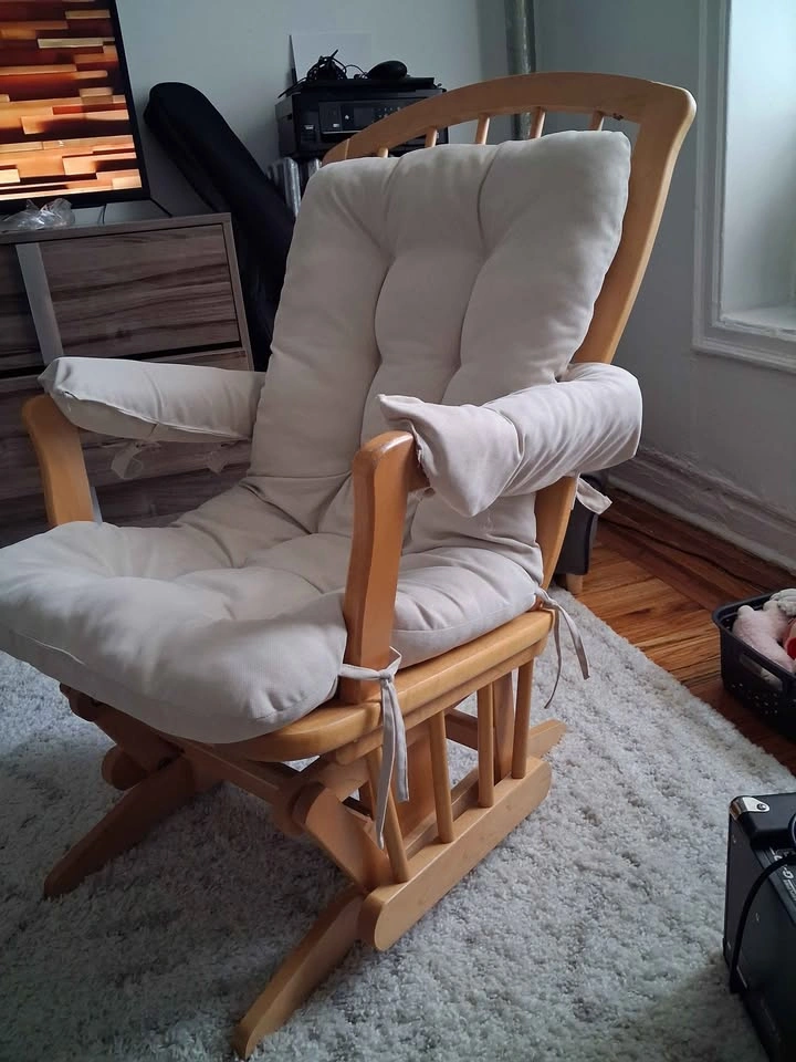 Glider Rocking Chairs - photo 3
