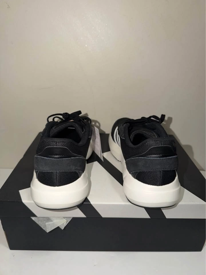New Adidas Men Running Shoes. Size 10.5 US. Firm price. - photo 4