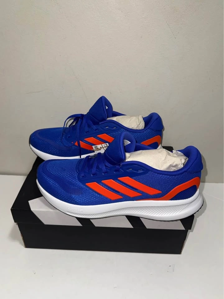 New Adidas Men Running Shoes. Size 10 & 12 US available. - photo 2