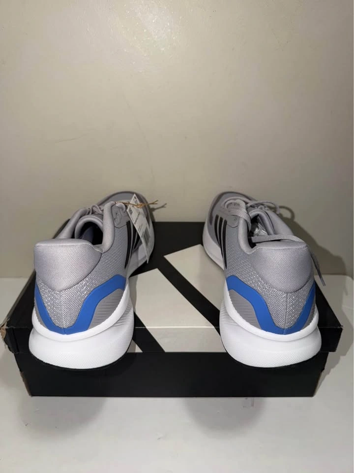 New Adidas Men Running Shoes. Size 12 US. Firm price. - photo 5