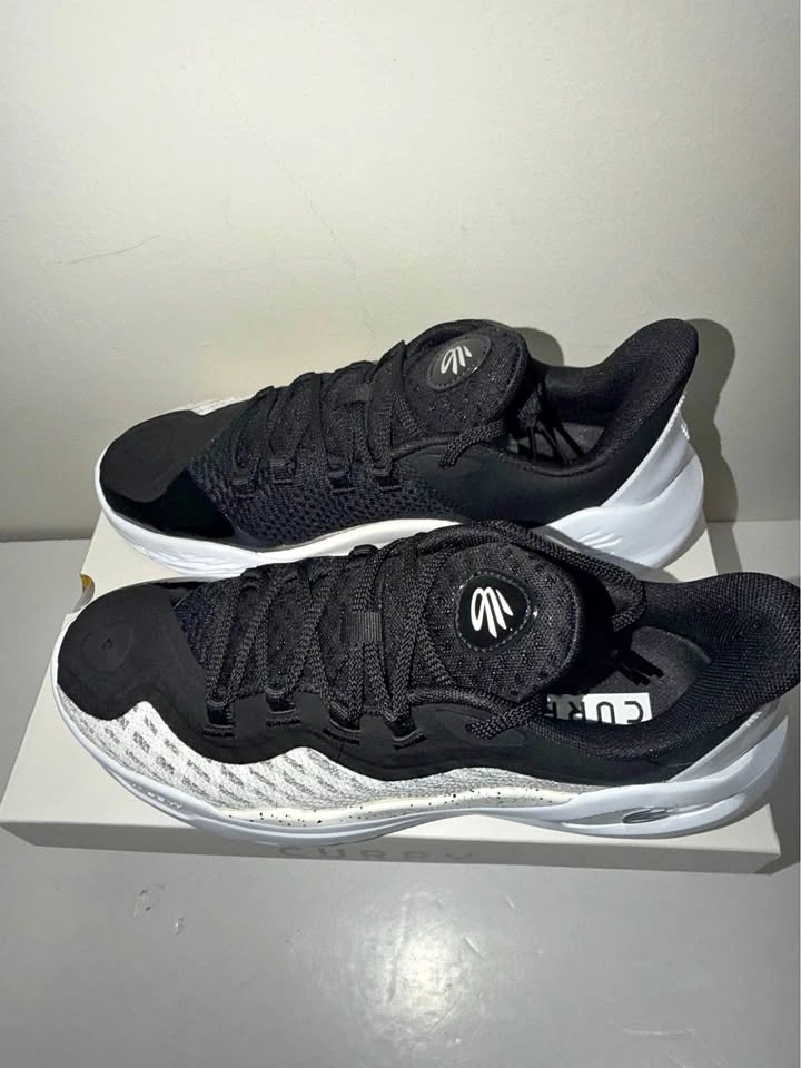 Under Armour Men Curry 11 Shoes - Sizes 9-11