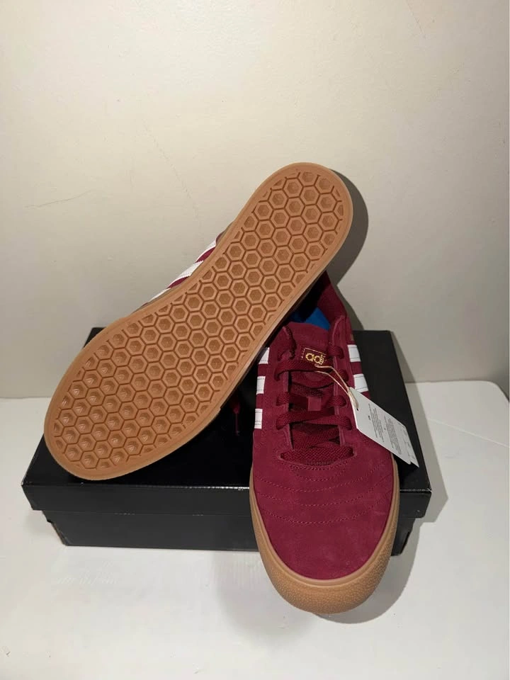 New Adidas Busenitz Shoes. Suede. Size 10 US. Firm price. - photo 4