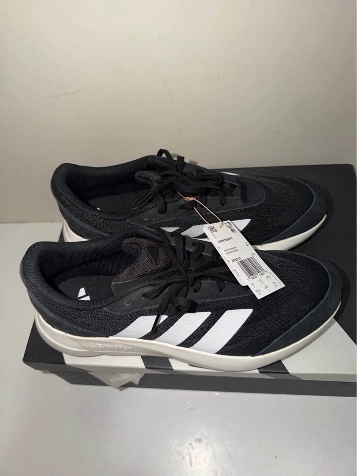 New Adidas Men Running Shoes. Size 10.5 US. Firm price. - photo 4