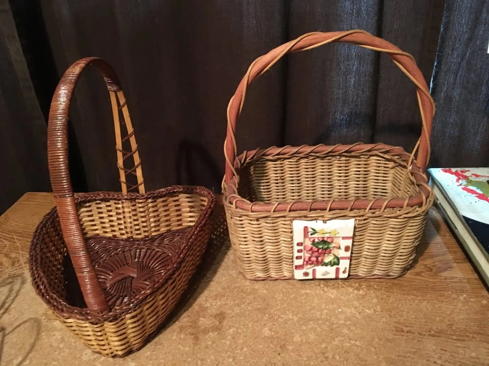 LOT OF 15 WICKER METAL BASKETS DECORATIONS FOR DISPLAYS - photo 4