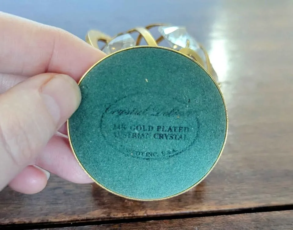 Spinning Crystal Globe Ornament image indicator(4)