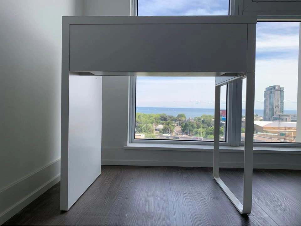 IKEA Desk - photo 4