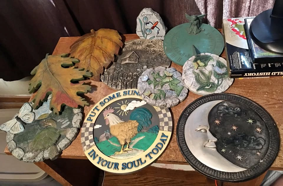 LOT OF 10 STEPPING STONES GARDEN DECOR SUN MOON LEAVES BUTTERFLI