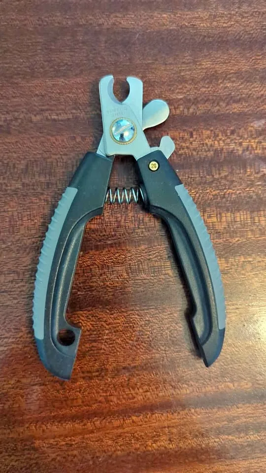 Stainless Steel Nail Cutter for Animals thumbnail