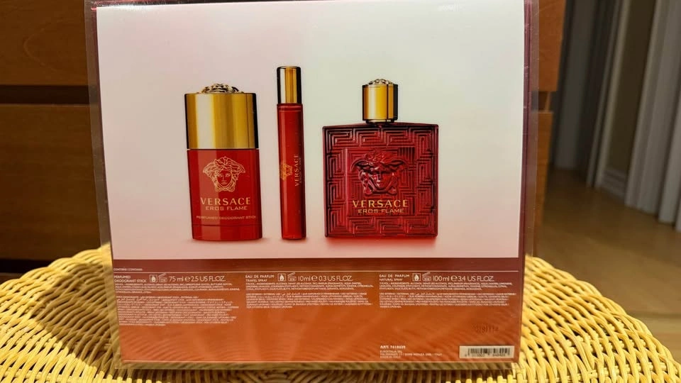 Versace Eros Flame Men's Fragrance Gift Set - photo 4