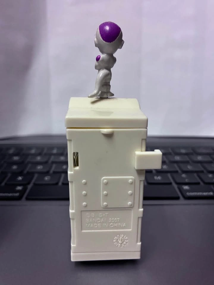 ⚽️ Dragon Ball - Mini Capsule Station BNIP! Freeza - photo 4