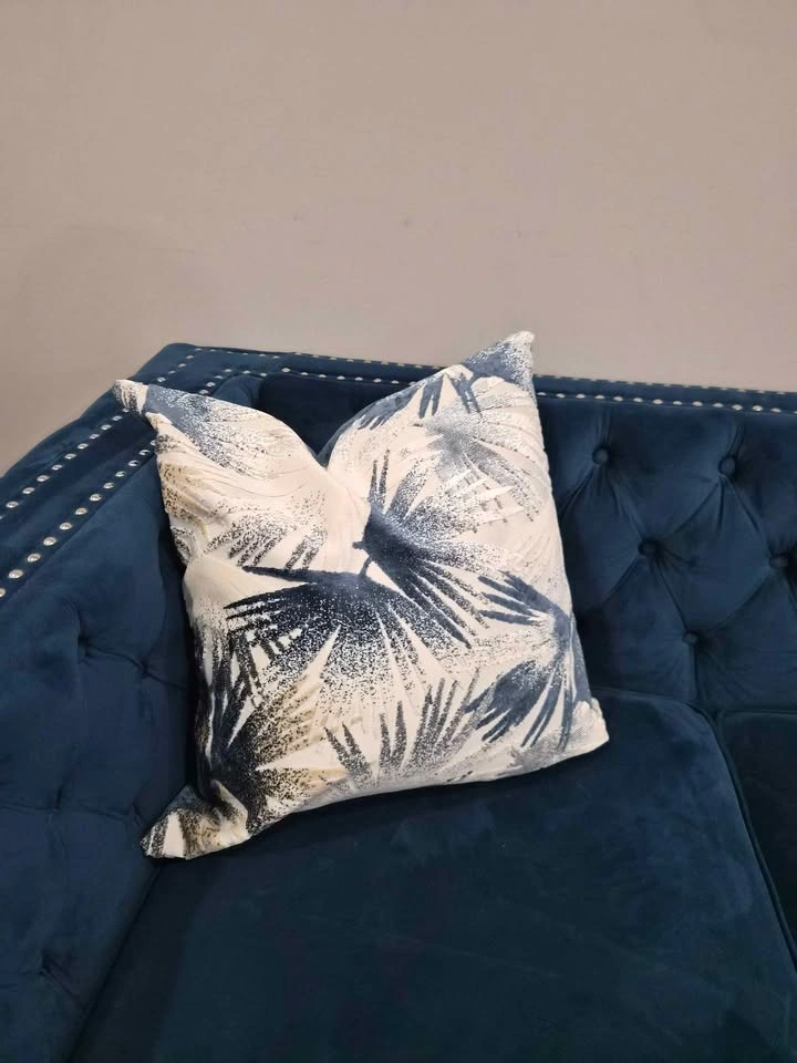 Cushions throw pillows - photo 2